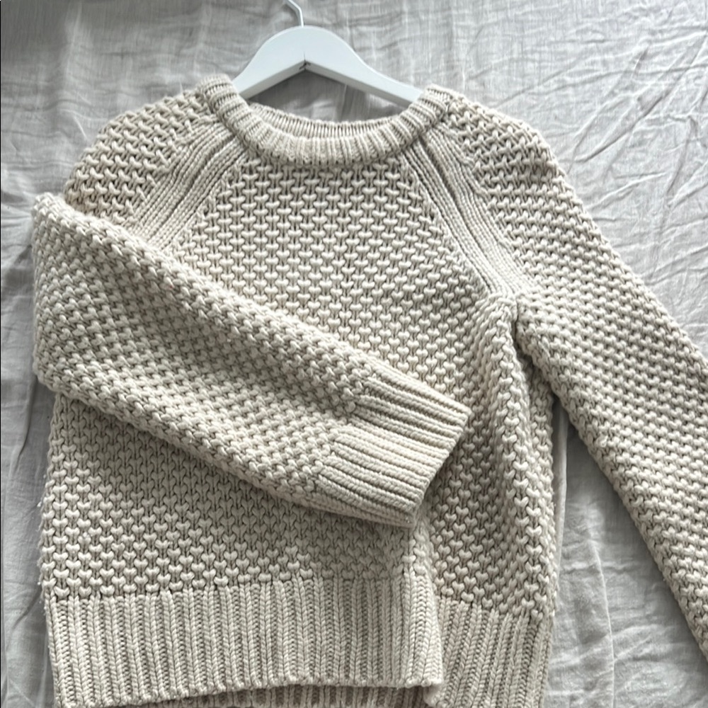 Banana Republic Cream Knit Women's Sweater 100% Merino Extra Fine Wool